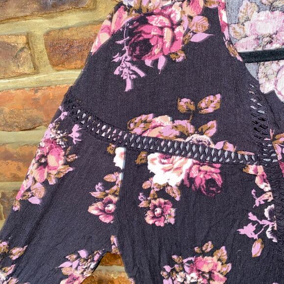 Daniel Rainn Black Pink Floral Lattice Cut-Out Long Sleeve Top Women's Size XXL - Picture 2 of 5